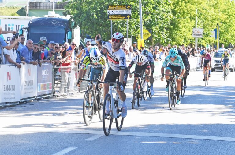 VF GROUP BARDIANI-CSF FAIZANÈ: VICENTE ROJAS 3° E SANTIAGO FERRARO 5° AL TROFEO CITTÀ DI CASTELFIDARDO.