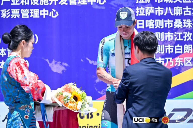CHINA XIZANG TRANS-HIMALAYA: LUCA COLNAGHI TERZO NELLA QUARTA TAPPA E QUARTO IN CLASSIFICA GENERALE.